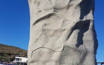 Rocódromo de 6m de altura con 4 caras escalables en el Parque Las Candelarias Agaete.